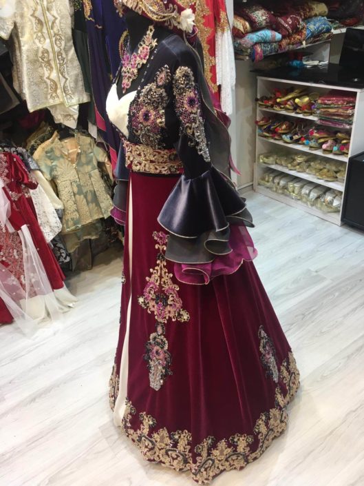 istanbul-kiralik-bindalli-siyah-kirmizi-kadife-no1-2-529x705 İSTANBUL KİRALIK BİNDALLI MODELLERİ