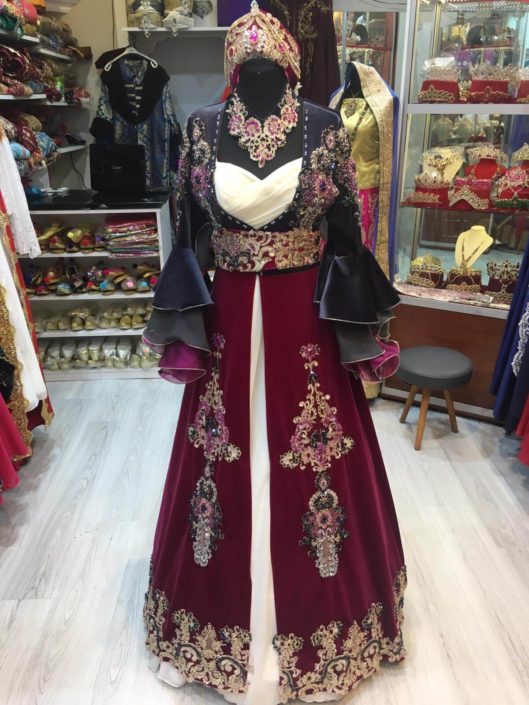 istanbul-kiralik-bindalli-siyah-kirmizi-kadife-no1-529x705 İSTANBUL KİRALIK BİNDALLI MODELLERİ