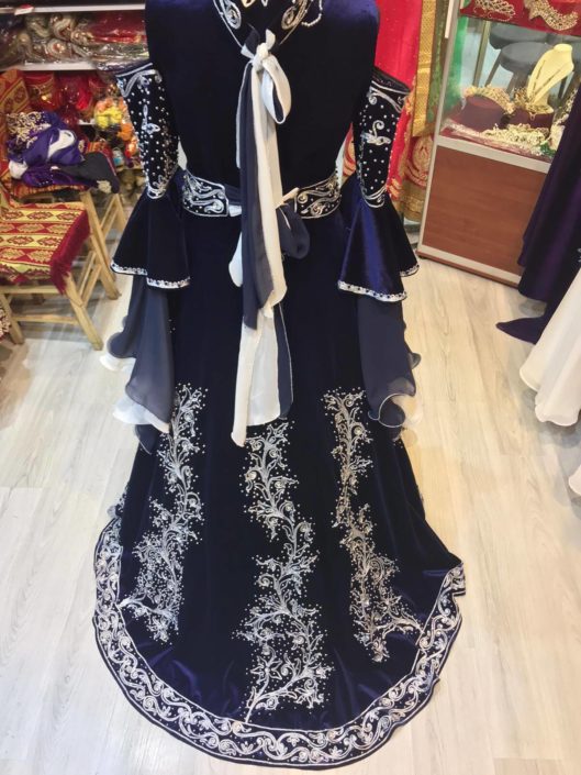 istanbul-kiralik-bindalli-lacivert-kadife-no1-2-529x705 İSTANBUL KİRALIK BİNDALLI MODELLERİ